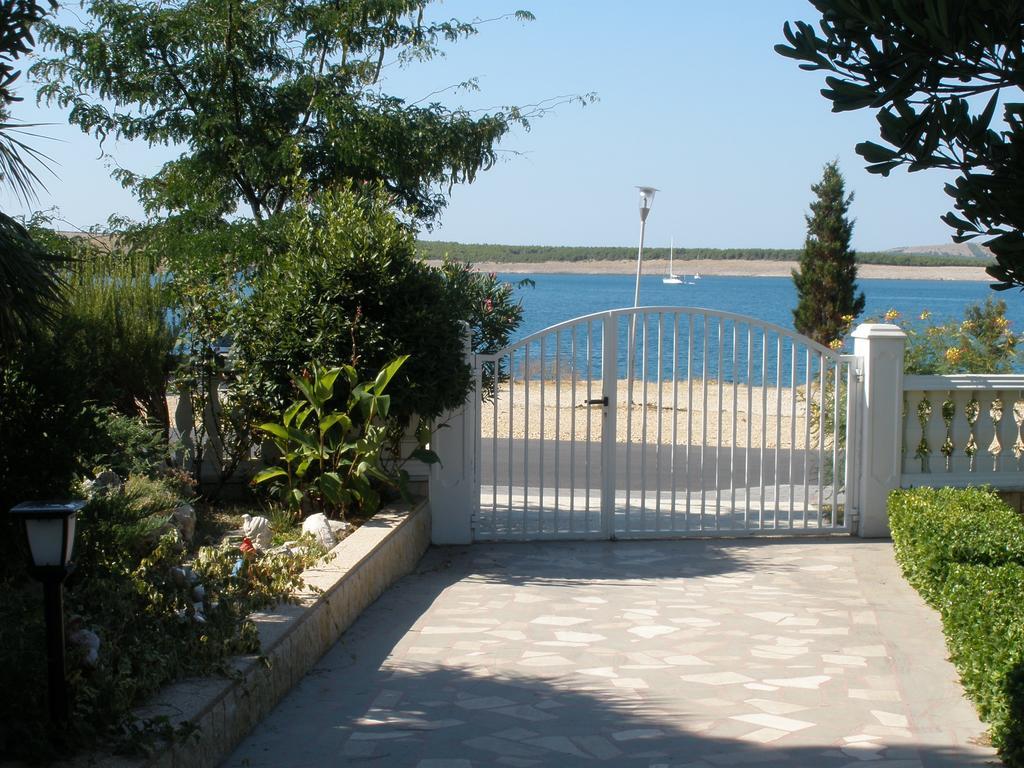 Villa Pagar - With Jacuzzi - Renovated In 2022 Povljana Εξωτερικό φωτογραφία