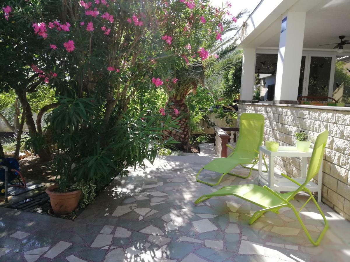 Villa Pagar - With Jacuzzi - Renovated In 2022 Povljana Εξωτερικό φωτογραφία